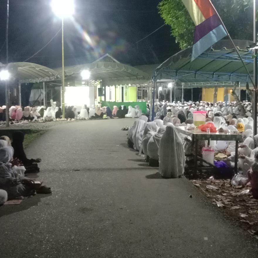 Peringatan Haul Syekh Samman Di Majelis Ishlahul Ummah Mangkalawat berjalan Khidmat dan Khusyu
